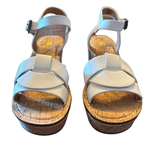 White Mountain Cork Platform Wedge Sandals Strappy Upper Retro 80s NEW Size 6 - Picture 3 of 11